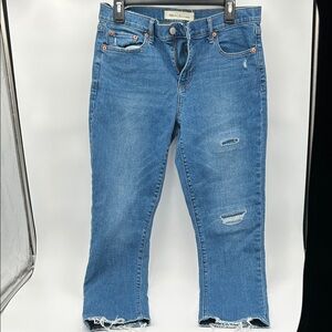 GAP Cropped Distressed Blue Jeans